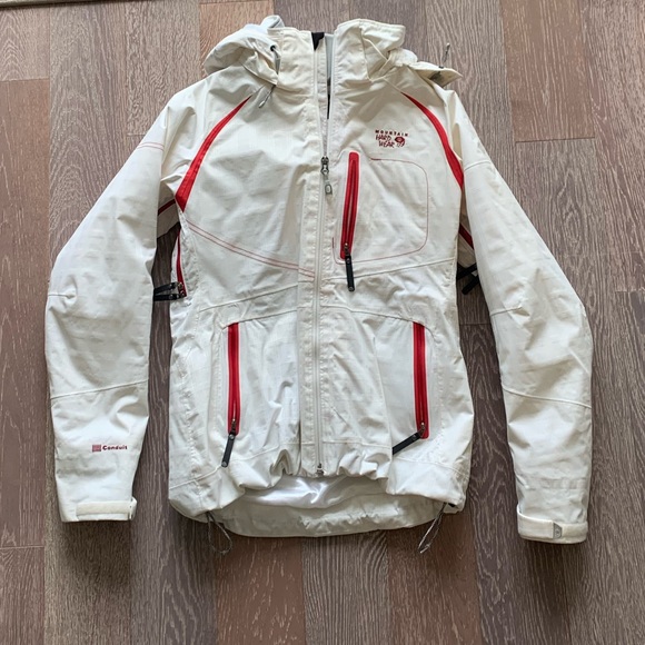 Mountain Hardwear Jackets & Blazers - SKI JACKET - NEVER WORN